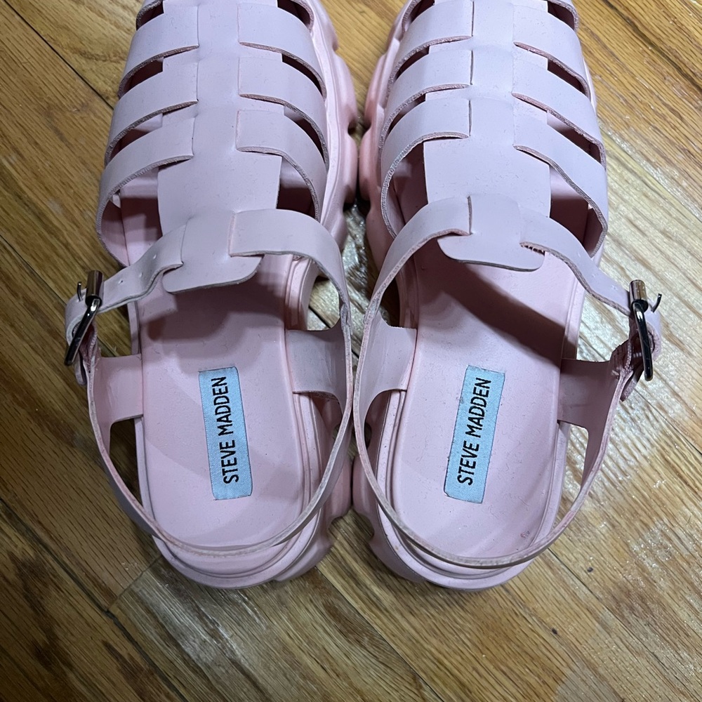 Steve Madden Light Pink Woven Sandals